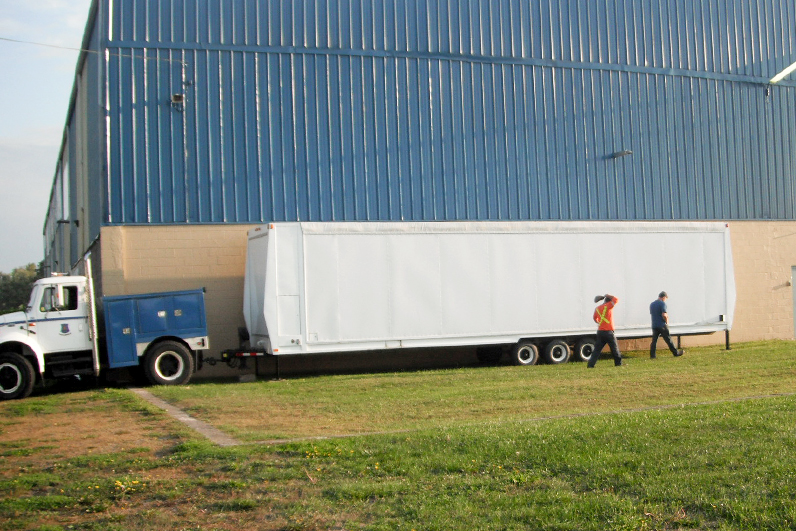 showmobile with truck